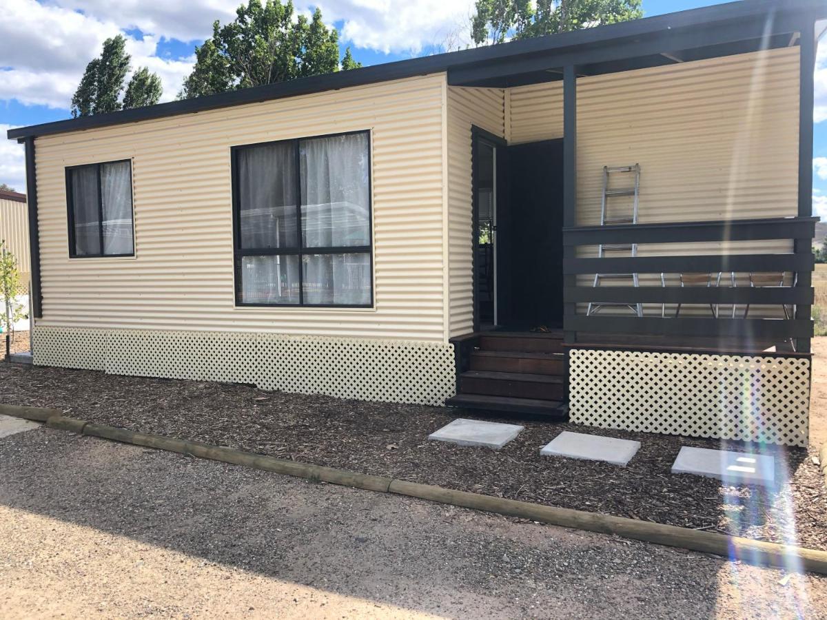 Corryong Caravan Park Formally Mt Mittamatite Caravan Park エクステリア 写真